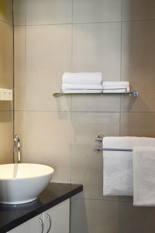 King Deluxe Apartments Мельбурн Екстер'єр фото